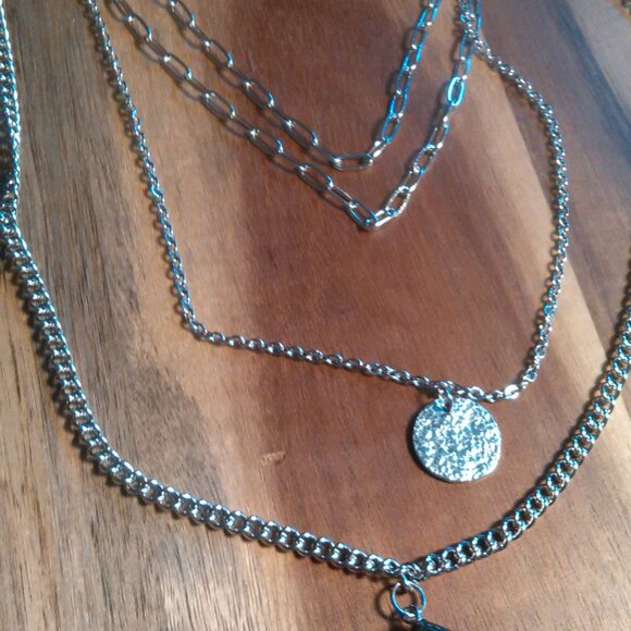 Peacock Color Shell Pearl Stainless Steel Four Layer Chain Necklace - Picture 8 of 12